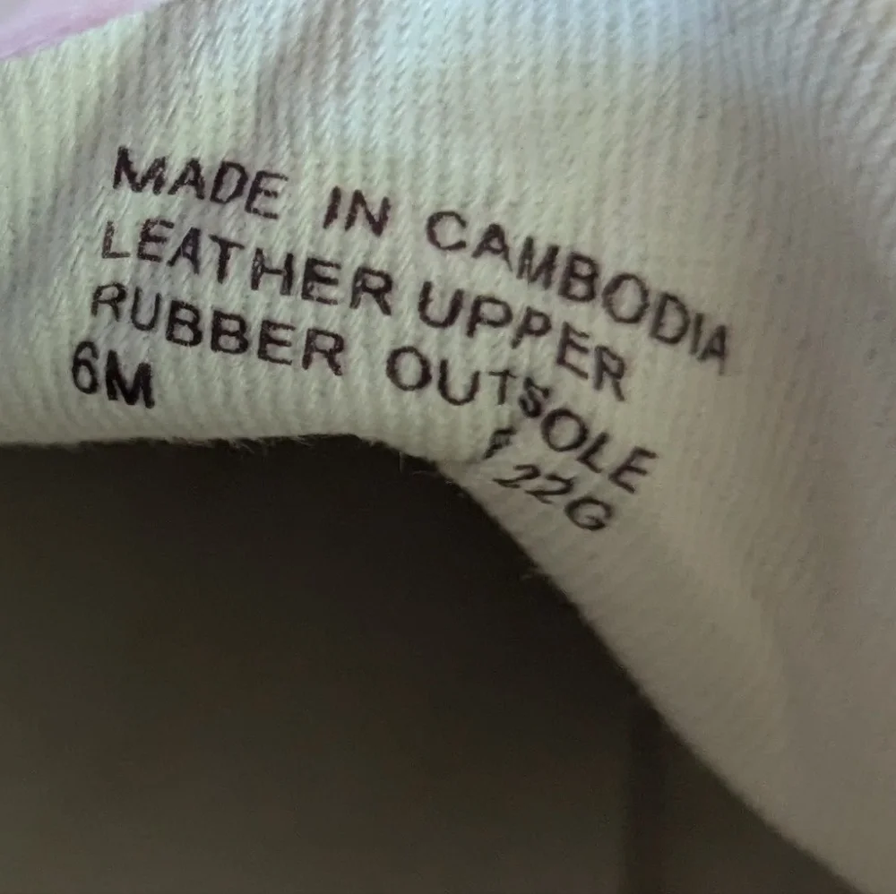 Michael Kors Sneakers Leather EUC Sz 6 White - Picture 11 of 12